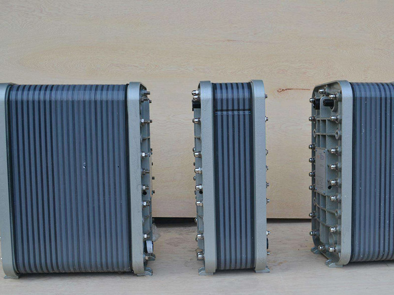 EDI超純水設備現(xiàn)代人對水的關注程度越來越高已經不亞于食品